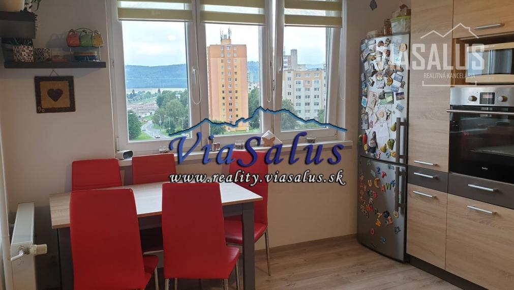 Na predaj 3 izb. byt s dvomi balkónmi širšie centrum PP