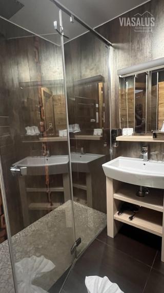 Ponúkame na predaj apartmán vo Vysokých Tatrách v Tatranskej Lomnici