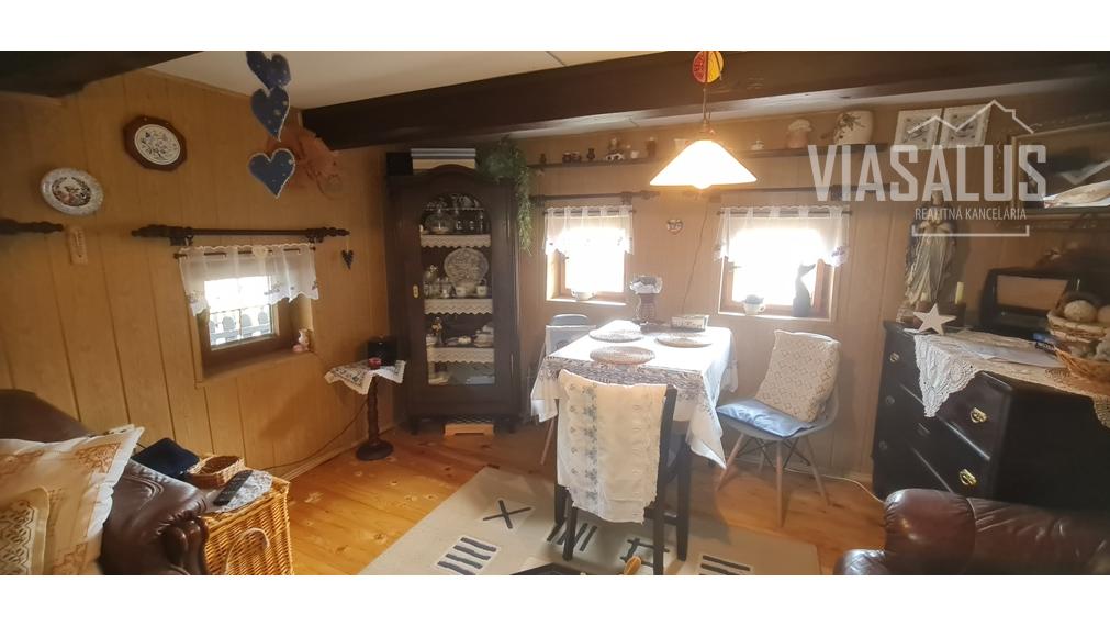 Malebná chalupa na predaj na Hriňovských Lazoch, Hriňová- Snohy