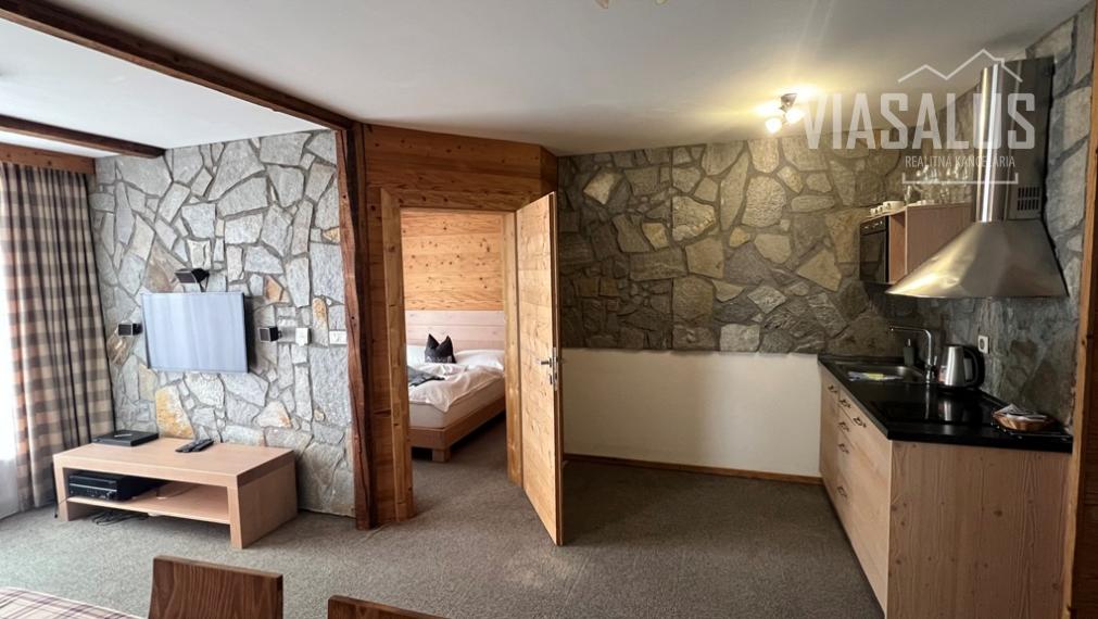 Ponúkame na predaj apartmán vo Vysokých Tatrách- Tatranskej Lomnici
