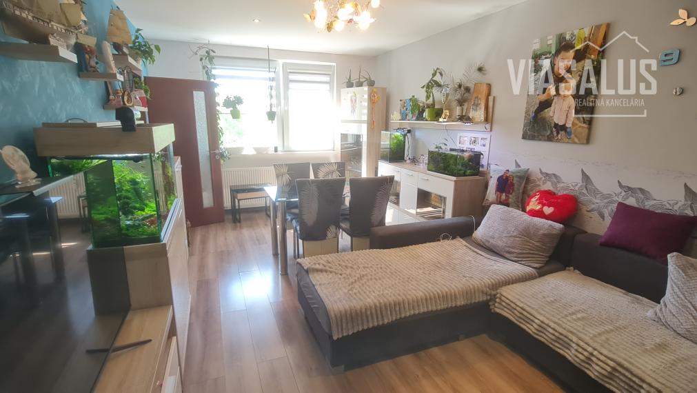 Na predaj zariadený 3-izb byt s balkónom po rekonštrukcii