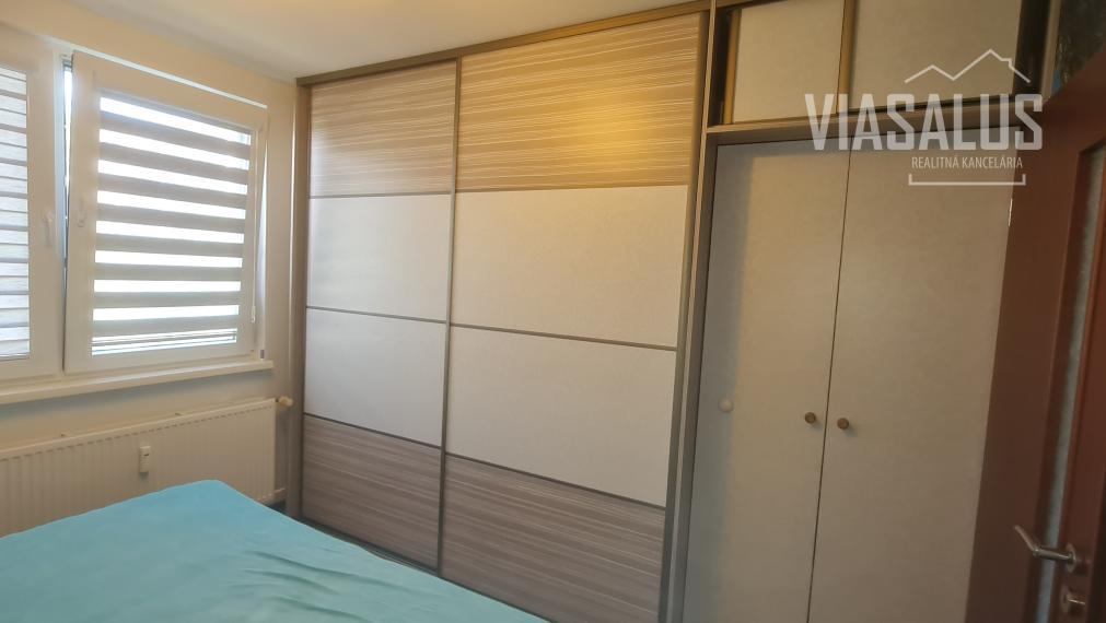 Na predaj zariadený 3-izb byt s balkónom po rekonštrukcii