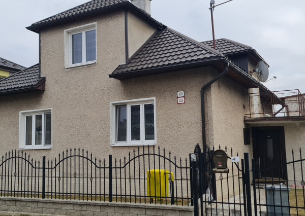 Na predaj starší RD v Spišskej Teplici