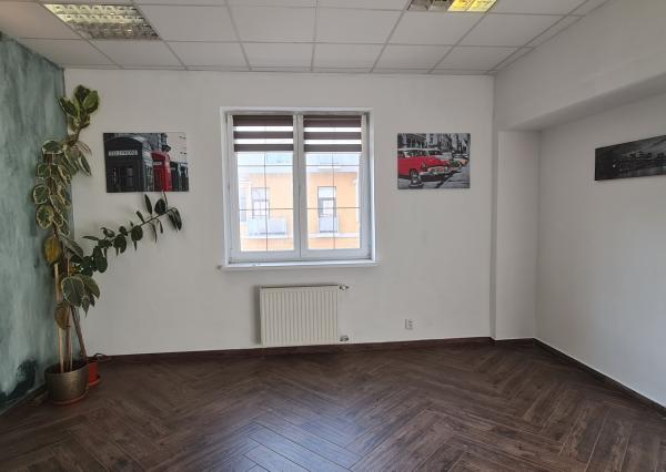 KANCELÁRIA NA PRENÁJOM - NÁM. SV. EGÍDIA_ENERGIE V CENE