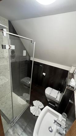 Ponúkame na predaj apartmán vo Vysokých Tatrách- Tatranskej Lomnici - fotografia 19