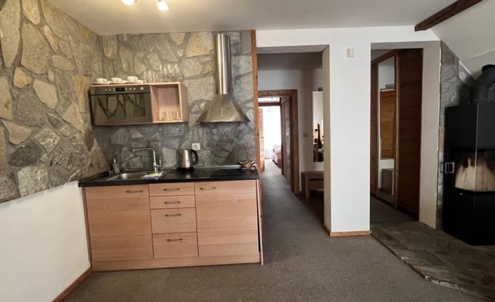 Ponúkame na predaj apartmán vo Vysokých Tatrách- Tatranskej Lomnici - fotografia 9