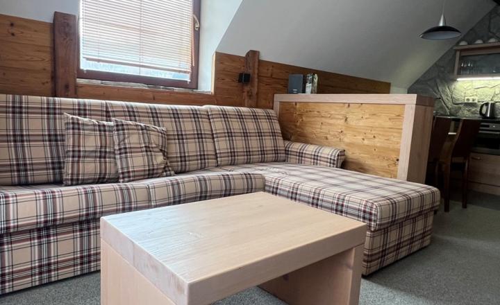 Na predaj apartmán v Tatranskej Lomnici- Vysoké Tatry - fotografia 4
