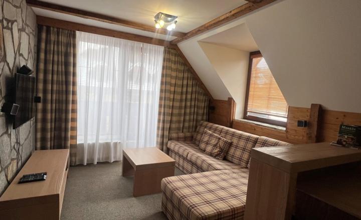 Na predaj apartmán v Tatranskej Lomnici- Vysoké Tatry - fotografia 1