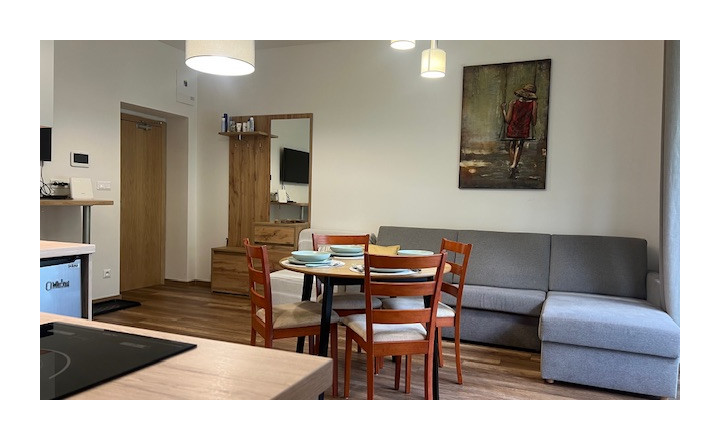 Na predaj 2-izbový apartmán vo Vysokých Tatrách- Nový Smokovec - fotografia 1